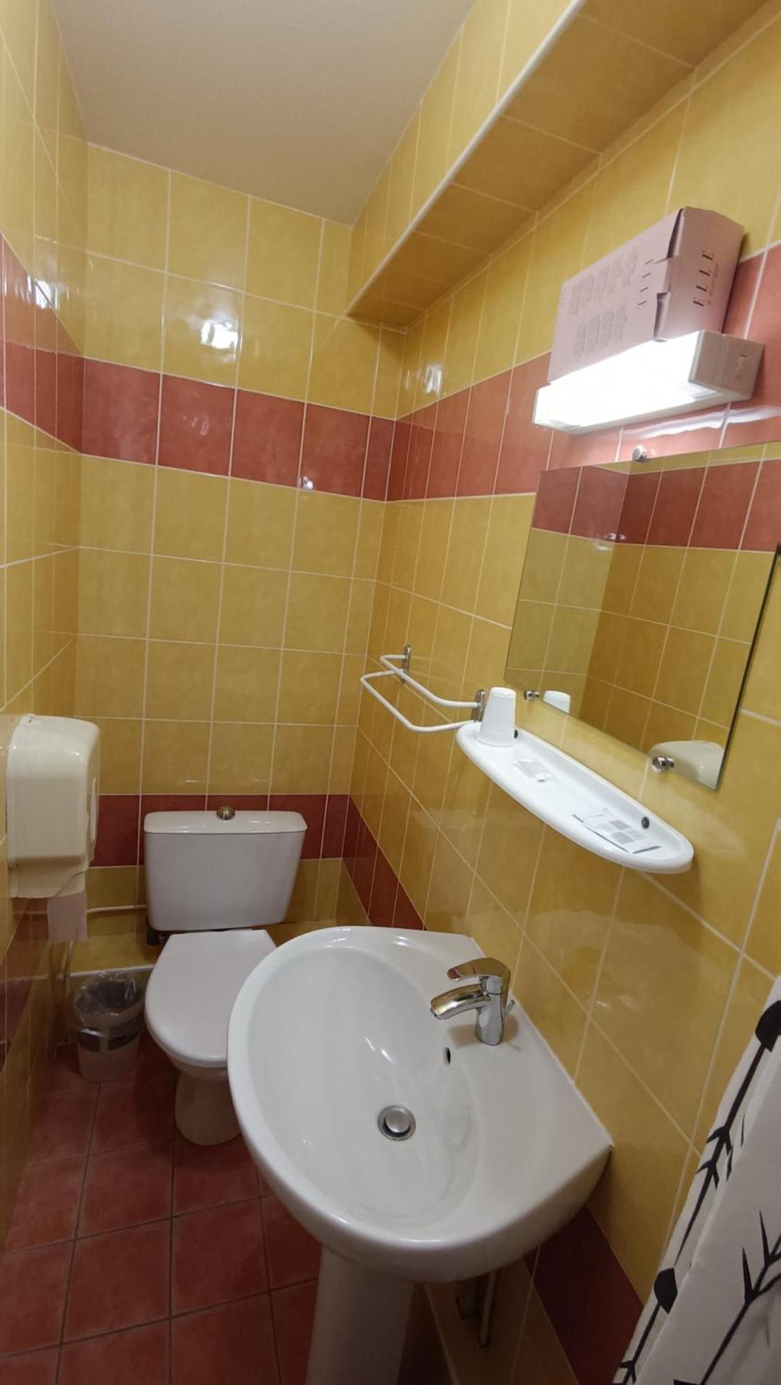 Hotel Le Pommeil Guéret Kültér fotó
